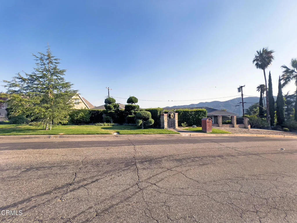 3058 Cloudcrest Road, La Crescenta, California 91214 home-pic-4